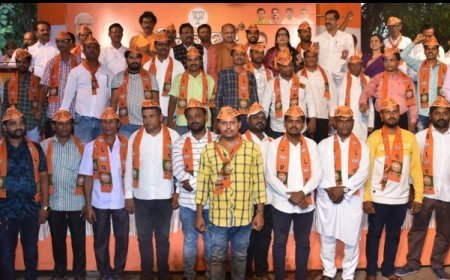 ଯଶସ୍ୱୀ ପ୍ରଧାନମନ୍ତ୍ରୀ ଶ୍ରୀ ନରେନ୍ଦ୍ର ମୋଦୀଙ୍କ ସୁଶାସନ, ଗରୀବ କଲ୍ୟାଣ ଓ ନୀତି ଆଦର୍ଶରେ ଅନୁପ୍ରାଣିତ ହୋଇ ଆଜି ରାଜ୍ୟ କାର୍ଯ୍ୟାଳୟଠାରେ ରାଜ୍ୟ ସଭାପତି ଶ୍ରୀ @SamalManmohan7 ଙ୍କ ଉପସ୍ଥିତିରେ