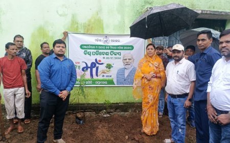 As part of the #EkPedMaaKeNaam campaign, had the privilege of planting a tree sapling at Khaprakhol Block office, Balangir, Odisha.