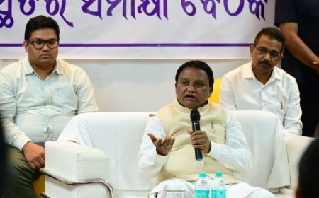 ବାଲେଶ୍ବର ଜିଲ୍ଲା ଗସ୍ତ କରି ସୃଷ୍ଟି ହୋଇଥିବା ବନ୍ୟା ସ୍ଥିତିର ସମୀକ୍ଷା କଲି।
