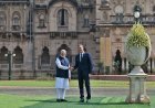 En Vadodara, he mantenido fructíferas conversaciones con el Presidente del Gobierno de España, D. Pedro Sánchez. Hemos hecho balance del progreso en las relaciones India-España en diversos sectores. Deseamos dar aún más impulso a nuestros lazos bilaterales, especialmente en el comercio, la cultura, la innovación, la tecnología y más.