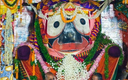 ।। ଆଡ଼ପ ମଣ୍ଡପରେ ଶ୍ରୀବିଗ୍ରହମାନଙ୍କ ଦର୍ଶନ ।।